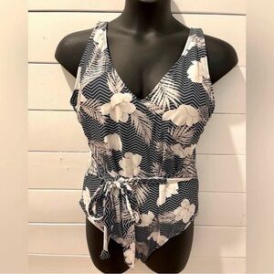 TRENDSETTER Navy Blue Floral One-Piece Swimsuit Size 18